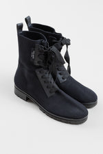 Load image into Gallery viewer, Kate Spade black lace up flat boots with leather detailing (9)
