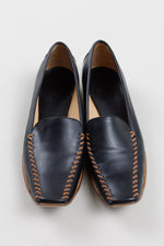 Load image into Gallery viewer, Super Bella black loafer with brown stitch detailing (37)
