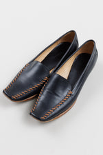 Load image into Gallery viewer, Super Bella black loafer with brown stitch detailing (37)
