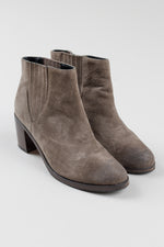 Load image into Gallery viewer, Wolverine 1000 Mile by Samantha Pleet sage suede slip on booties (8)
