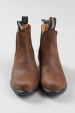 Load image into Gallery viewer, Blundstone brown slip on boots (7.5)
