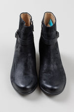 Load image into Gallery viewer, Dansko black leather low heeled booties with inside zipper closure (41) *Like new
