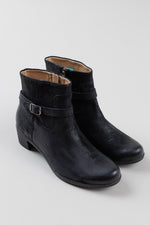 Load image into Gallery viewer, Dansko black leather low heeled booties with inside zipper closure (41) *Like new
