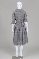 Load image into Gallery viewer, Bettie Page Vintage grey &amp; lilac glen check D/B bodice, lined retro style dress w/ 3/4 sleeves (S)
