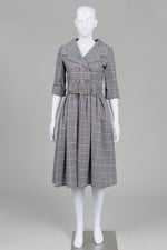 Load image into Gallery viewer, Bettie Page Vintage grey &amp; lilac glen check D/B bodice, lined retro style dress w/ 3/4 sleeves (S)
