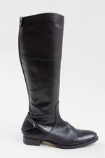 Load image into Gallery viewer, ILENIA P. Knee high black leather boots with back zipper and button detail, made in Italy (41).
