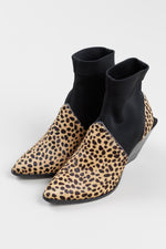 Load image into Gallery viewer, RODEBJER leopard print calf hair neoprene ankle boots w/ pointed toe (38)
