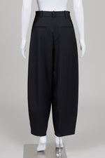 Load image into Gallery viewer, 44OME signature black wool pleated trousers  (M) *new with tags
