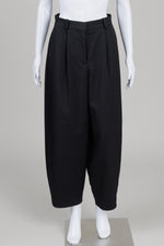 Load image into Gallery viewer, 44OME signature black wool pleated trousers  (M) *new with tags
