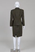 Load image into Gallery viewer, Holt Renfrew green and multicolor tweed 2 piece skirt and blazer suit (6)
