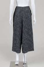 Load image into Gallery viewer, Massimo Dutti black and white tweed look extra wide culottes with side zipper and pockets
