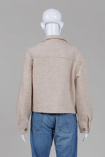 Load image into Gallery viewer, Hunter beige jacket with front pockets (M)
