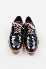 Load image into Gallery viewer, Ted Baker black patent leather oxfords (38)
