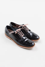 Load image into Gallery viewer, Ted Baker black patent leather oxfords (38)
