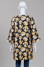 Load image into Gallery viewer, TP Anthropologie Black/Peach Lotus Jacquard Coat (L)
