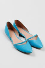 Load image into Gallery viewer, Sigerson Morrison turquoise pebble leather pointed toe d’orsay flats (6)
