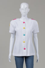 Load image into Gallery viewer, LoriAnn vintage, white pique collarless short sleeve button front top (5-6)
