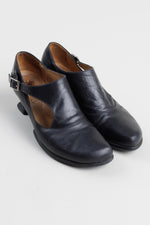 Load image into Gallery viewer, John Fluevog black leather Wearever Gracias shoes with cutout and sculpted 2” heel (8).
