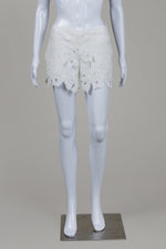 Load image into Gallery viewer, Blugirl Flower Laser Cut White Shorts (34)
