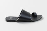 Load image into Gallery viewer, VICTOR made in Italy black leather gladiator flats (7)
