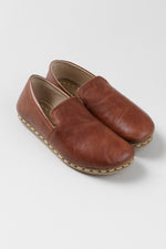 Load image into Gallery viewer, ATLANTIS handmade brown leather loafer brand new condition (7-7.5)
