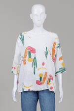Load image into Gallery viewer, Beyond Capri White Desert Print popover top with 3/4 sleeve (OS)

