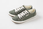 Load image into Gallery viewer, TAOS ‘Star’ comfort sneaker, new condition. (7)
