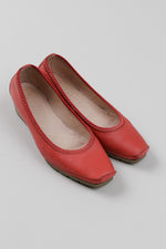 Load image into Gallery viewer, Hispanitas red leather square toe block heel wedges (37)
