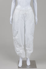 Load image into Gallery viewer, Kozan white balloon parachute pants with ruched details at the ankles (M, L) *new with tags $255
