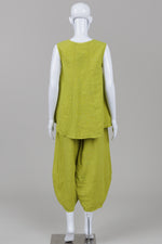 Load image into Gallery viewer, Bryn Walker 2 piece lime green sleeveless A-line top and baggy barrel elasticized pants (XXS)
