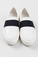 Load image into Gallery viewer, Ugg white leather loafers with black elastic (8)
