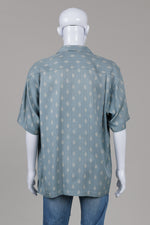 Load image into Gallery viewer, Tommy Bahama Blue Print Short Sleeve Shirt (M)
