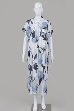Load image into Gallery viewer, b new york light grey floral camo print shirt dress (XL)
