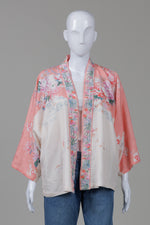 Load image into Gallery viewer, Vintage Pink Silk Print Kimono *some small fabric flaws in lining
