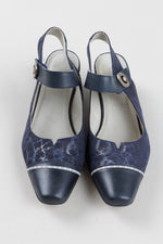 Load image into Gallery viewer, Dorking black and navy cap toe slingback low heels (40)
