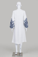Load image into Gallery viewer, Boden White w/ Navy Applique Long Sleeve Midi Dress (8)
