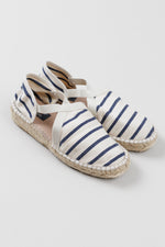 Load image into Gallery viewer, St. James white and blue canvas close toe espradarilles (38) (small detail to glue)
