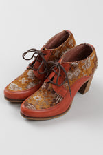 Load image into Gallery viewer, Sacha autumn tones lace up closed toe heels (38)
