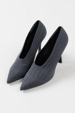 Load image into Gallery viewer, Dries Van Noten grey pinstripe fabric stilettos *new (39)
