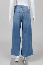 Load image into Gallery viewer, Citizens of Humanity Hi-Waist Wide Leg Raw Edge Jeans (28)
