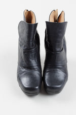 Load image into Gallery viewer, LIKE SMUG by PROPHECY square toe black leather chelsea boot with heel (38)
