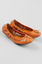 Load image into Gallery viewer, TOD’S orange leather elasticized flats, (36.5)
