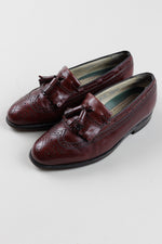 Load image into Gallery viewer, FLORSHEIM Men’s port wine leather borgues/loafers with tassles (8M)
