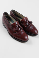 Load image into Gallery viewer, FLORSHEIM Men’s port wine leather borgues/loafers with tassles (8M)
