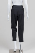 Load image into Gallery viewer, Alexander McQueen Black Pleated Crop Pant (44)
