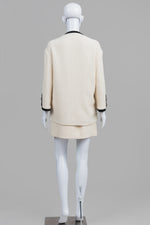 Load image into Gallery viewer, Maje cream with black trim 2 pce skirt suit (38)
