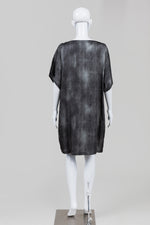 Load image into Gallery viewer, Eileen Fisher Greige Mottled Print Shift Dress (M)
